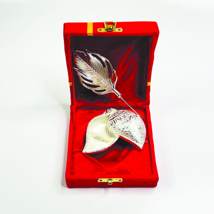 Metal Decors and Diyas_0027_WhatsApp Image 2026-02-11 at 1.01.54 AM (2)