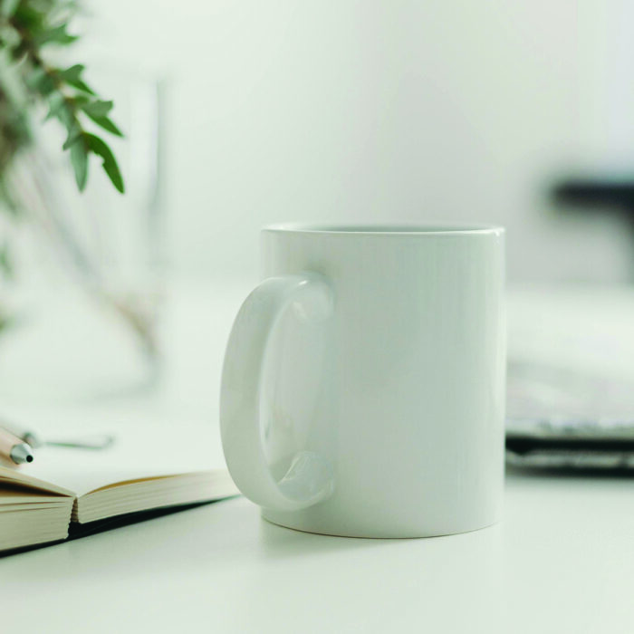 Mugs 11 Oz_0005_pexels-cottonbro-4065905