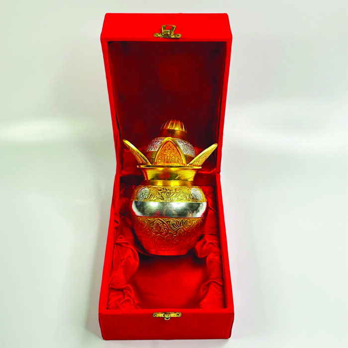 Metal Decors and Diyas_0042_WhatsApp Image 2026-02-11 at 1.01.54 AM (17)