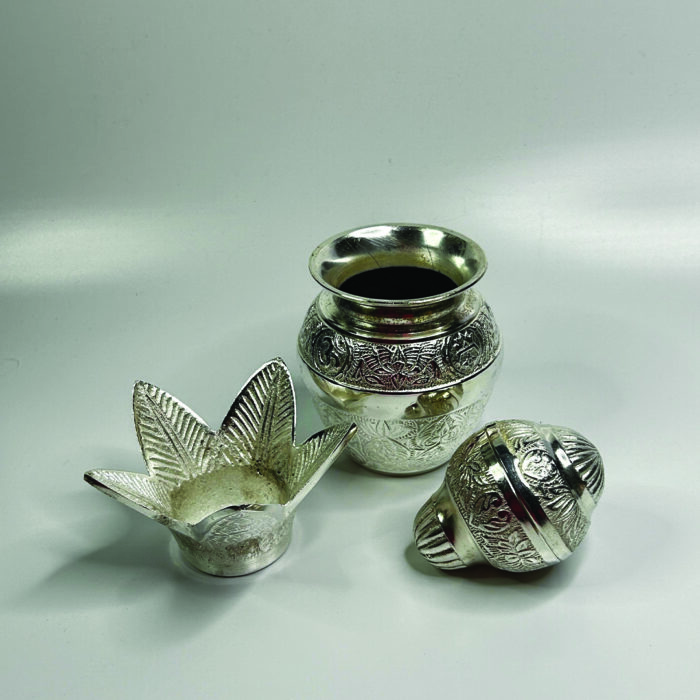 Metal Decors and Diyas_0044_WhatsApp Image 2026-02-11 at 1.01.54 AM (19)